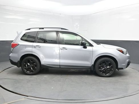 Used 2018 Subaru Forester 2.5i Premium AWD/4WD image 9
