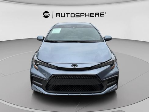 Used 2022 Toyota Corolla SE FWD image 2