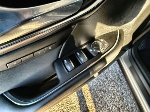 Certified 2025 Buick Envision Sport Touring image 21