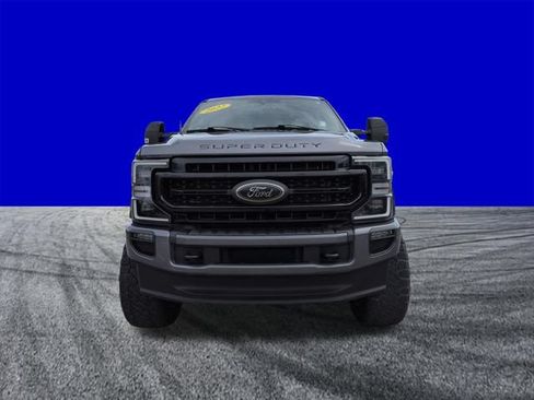 Used 2022 Ford F250 Lariat w/ Black Appearance Package AWD/4WD image 9