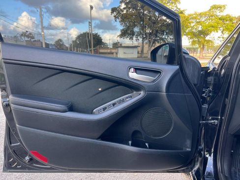 Used 2018 Kia Forte LX FWD image 22