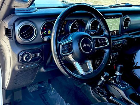 Used 2021 Jeep Wrangler Unlimited Rubicon 4xe image 21