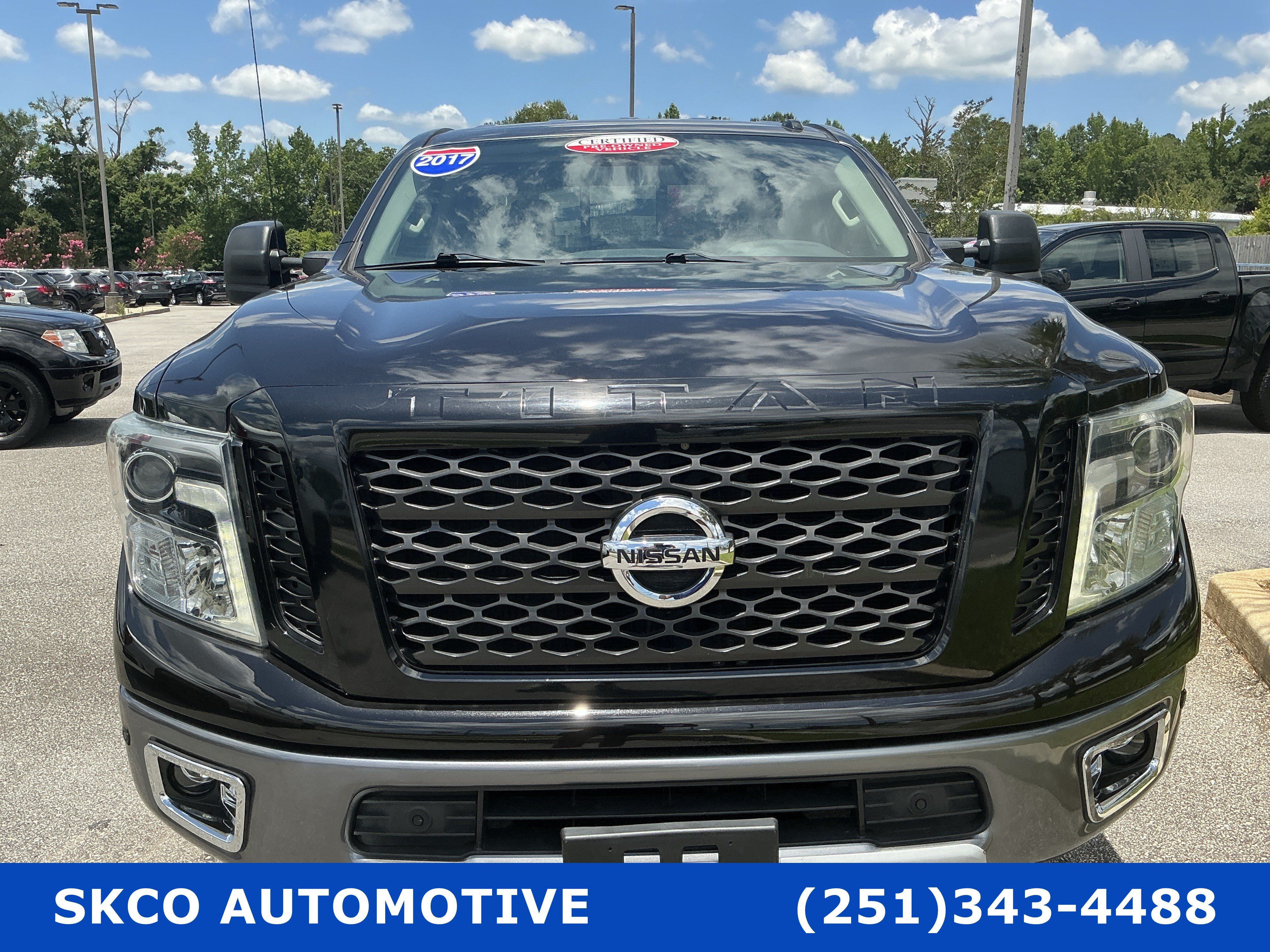 Used 2017 Nissan Titan PRO-4X AWD/4WD image 8