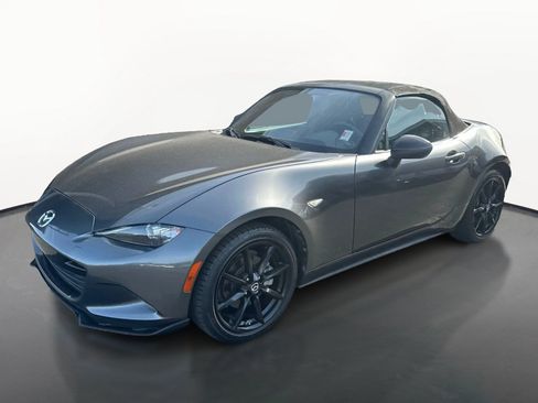 Used 2019 MAZDA MX-5 Miata Club RWD image 7