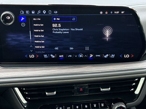 Used 2025 Chevrolet Tahoe Premier AWD/4WD image 23