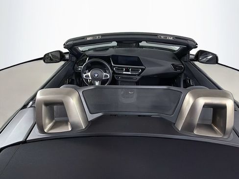 Used 2020 BMW Z4 M40i w/ Premium Package RWD image 9