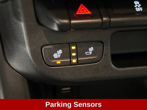Used 2018 Chevrolet Colorado LT w/ Luxury Package, Chrome AWD/4WD image 17