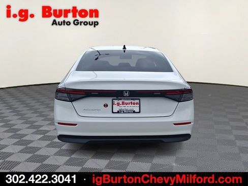Used 2026 Honda Accord SE image 5