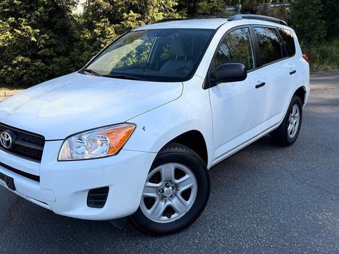 Used 2012 Toyota RAV4 4WD w/ Value Pkg image 2