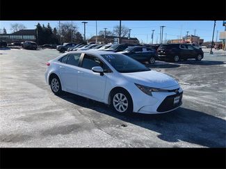 Used 2024 Toyota Corolla LE video 2