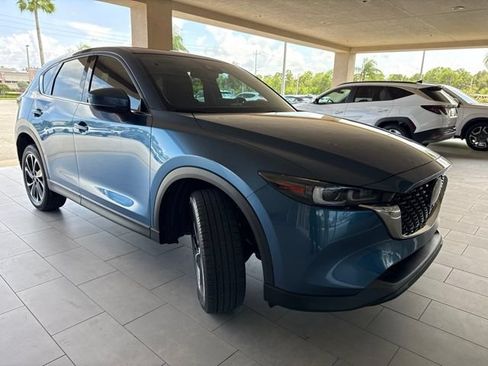 Used 2023 MAZDA CX-5 AWD 2.5 S w/ Premium Package image 3