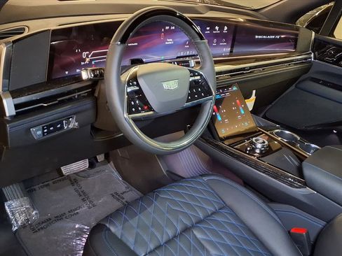 New 2026 Cadillac Escalade IQ Luxury 1 image 15