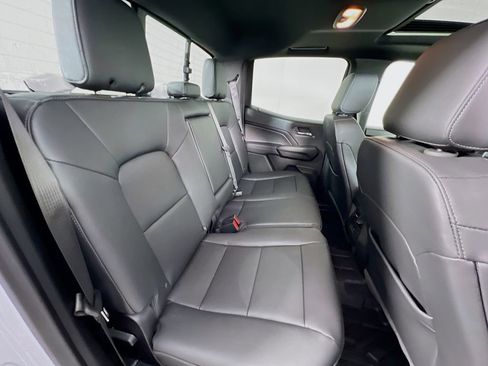 New 2026 GMC Canyon Elevation w/ Convenience Package image 27