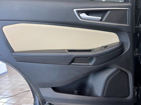 Used 2015 Ford Edge SEL w/ Equipment Group 201A image 37