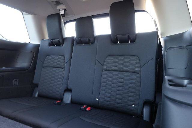 Certified 2025 Nissan Pathfinder SV AWD/4WD image 26