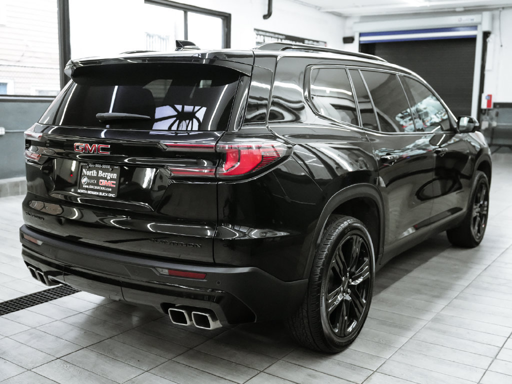 Used 2025 GMC Acadia Elevation w/ Black Edition FWD image 6
