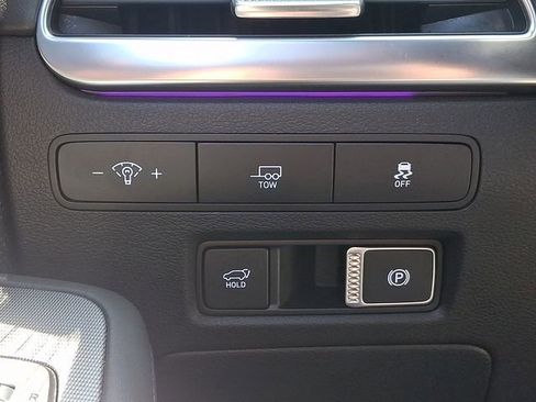 Used 2024 Hyundai Palisade Calligraphy image 30