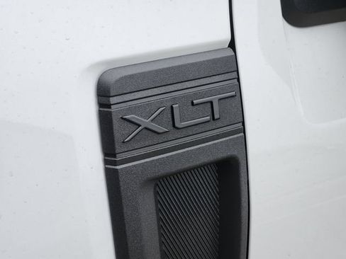 New 2026 Ford Maverick XLT w/ XLT Luxury Package AWD/4WD image 8