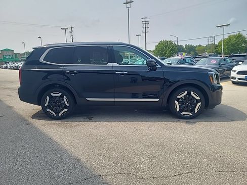 Certified 2023 Kia Telluride S w/ S Sunroof Package AWD/4WD image 8