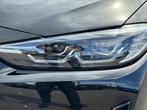 Certified 2023 BMW i4 eDrive35 image 16