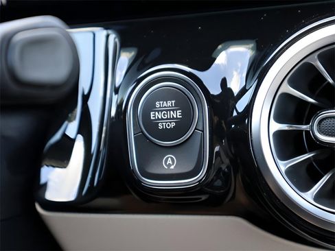 New 2026 Mercedes-Benz GLA 250 4MATIC image 29