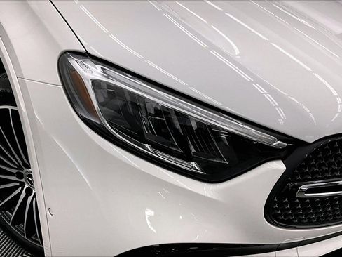 Used 2026 Mercedes-Benz GLC 300 image 25