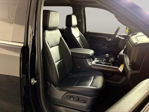 Certified 2023 GMC Sierra 1500 SLT RWD image 9