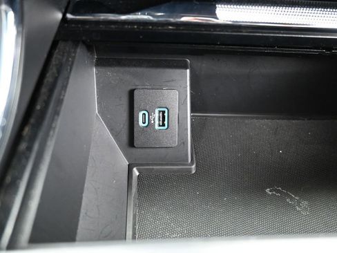 Used 2022 Ford F150 Lariat image 19