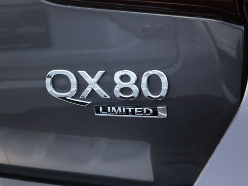 Used 2019 INFINITI QX80 Limited w/ All-Season Package image 16