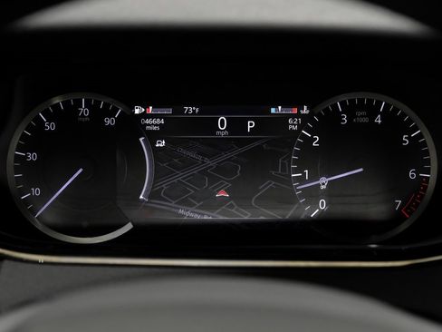 Used 2023 Land Rover Range Rover Evoque R-Dynamic SE image 16