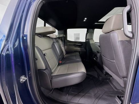 Used 2022 Chevrolet Silverado 1500 ZR2 w/ Technology Package image 29