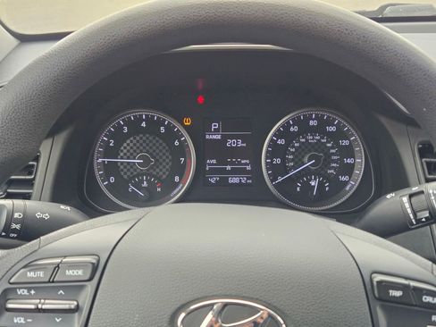 Used 2019 Hyundai Elantra SE w/ Cargo Package image 36