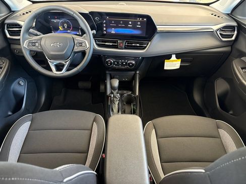 New 2026 Chevrolet TrailBlazer LT w/ Convenience Package FWD image 21