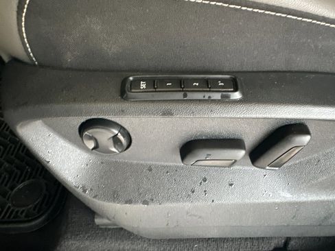 Used 2021 Volkswagen Atlas SEL Premium image 12