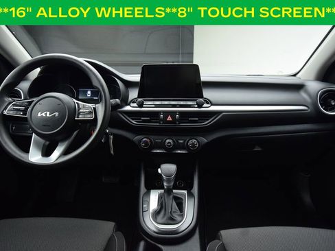 Used 2023 Kia Forte LXS image 4