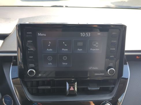 Used 2022 Toyota Corolla LE image 17