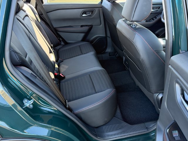 Certified 2026 Nissan Rogue SV AWD/4WD image 23
