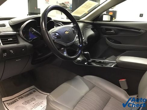 Used 2016 Chevrolet Impala LT FWD image 23