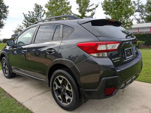 Used 2019 Subaru Crosstrek 2.0i Premium w/ Moonroof Package AWD/4WD image 8