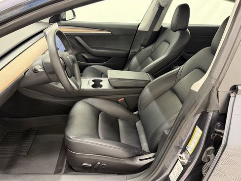 Used 2022 Tesla Model 3 image 18