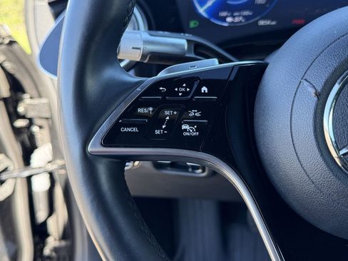 Used 2023 Mercedes-Benz EQS 580 4MATIC Sedan image 24