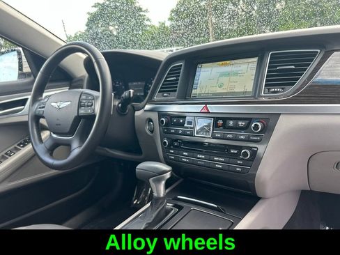 Used 2018 Genesis G80 3.8 RWD image 25