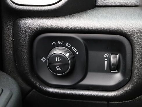 New 2025 RAM 2500 Tradesman image 39