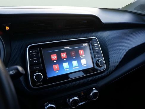 Used 2021 Nissan Kicks S FWD image 22