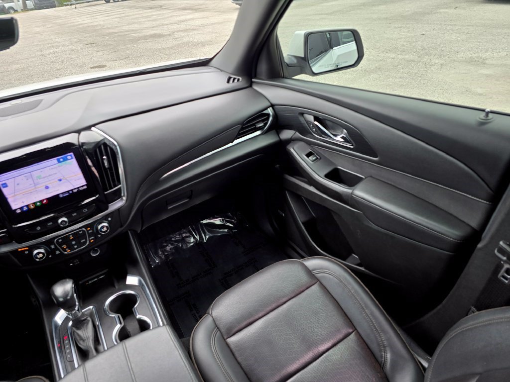 Used 2022 Chevrolet Traverse High Country FWD image 39