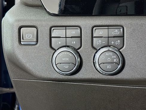 New 2026 GMC Sierra 1500 Elevation w/ Elevation Premium Package image 10