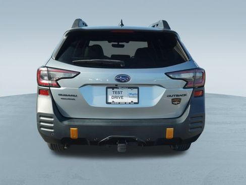 Used 2022 Subaru Outback Wilderness image 7
