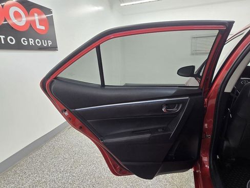 Used 2014 Toyota Corolla LE Premium w/ Driver Convenience Package image 30