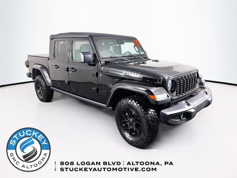 Used 2025 Jeep Gladiator Willys image 1
