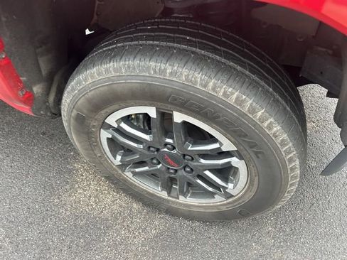 Used 2024 Toyota Tacoma TRD Sport image 6